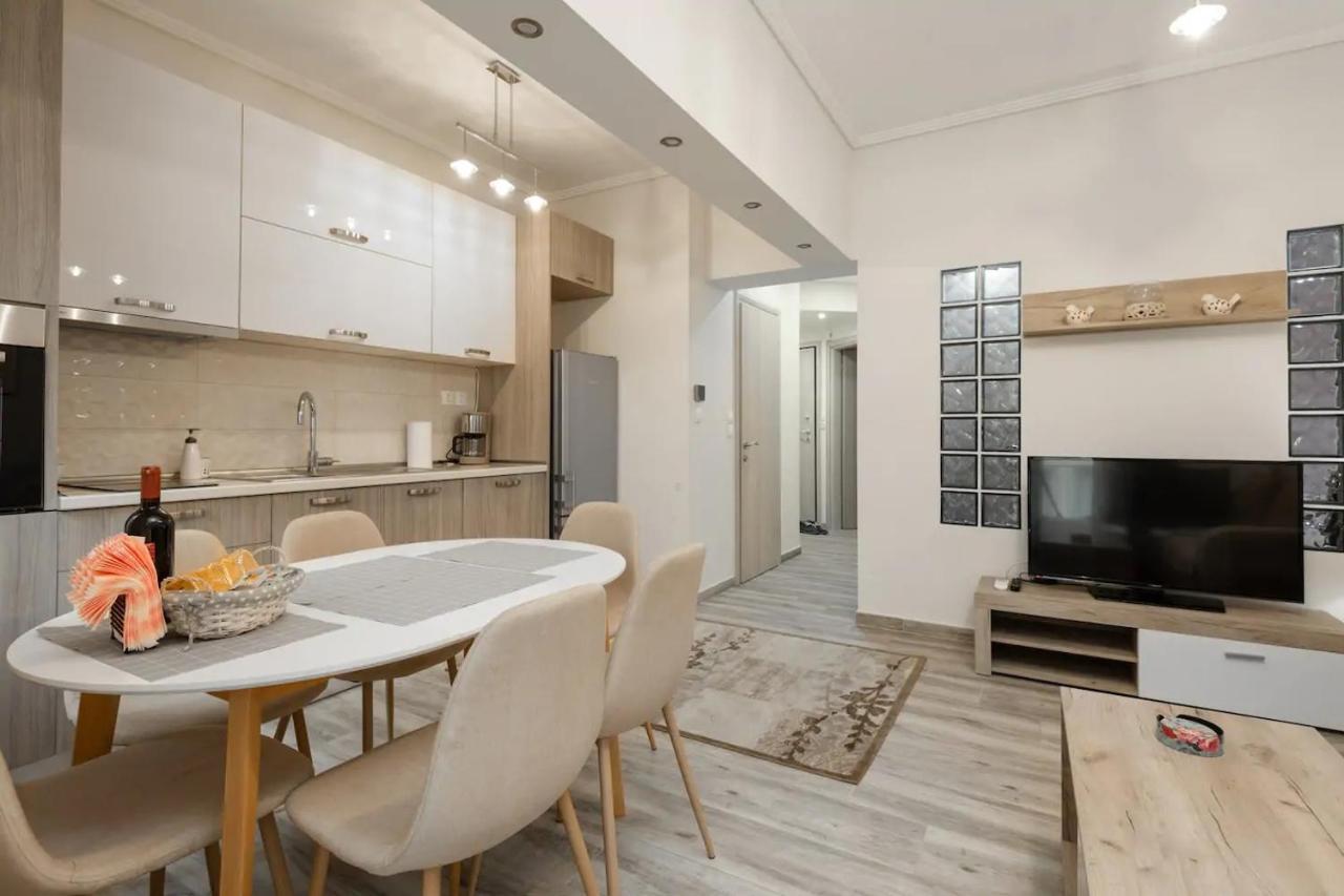 Downtown City Apartment Salonicco Esterno foto