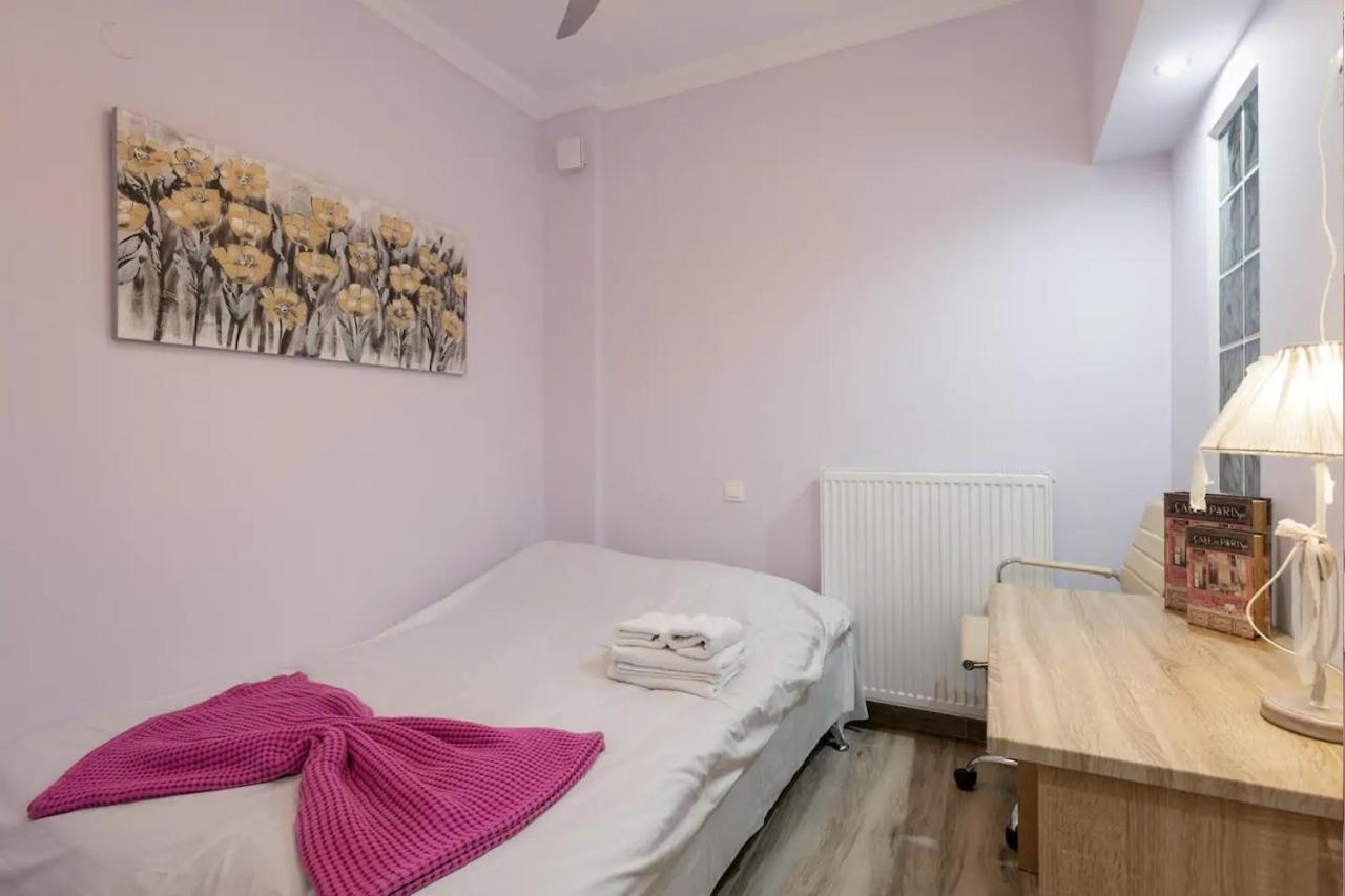 Downtown City Apartment Salonicco Esterno foto