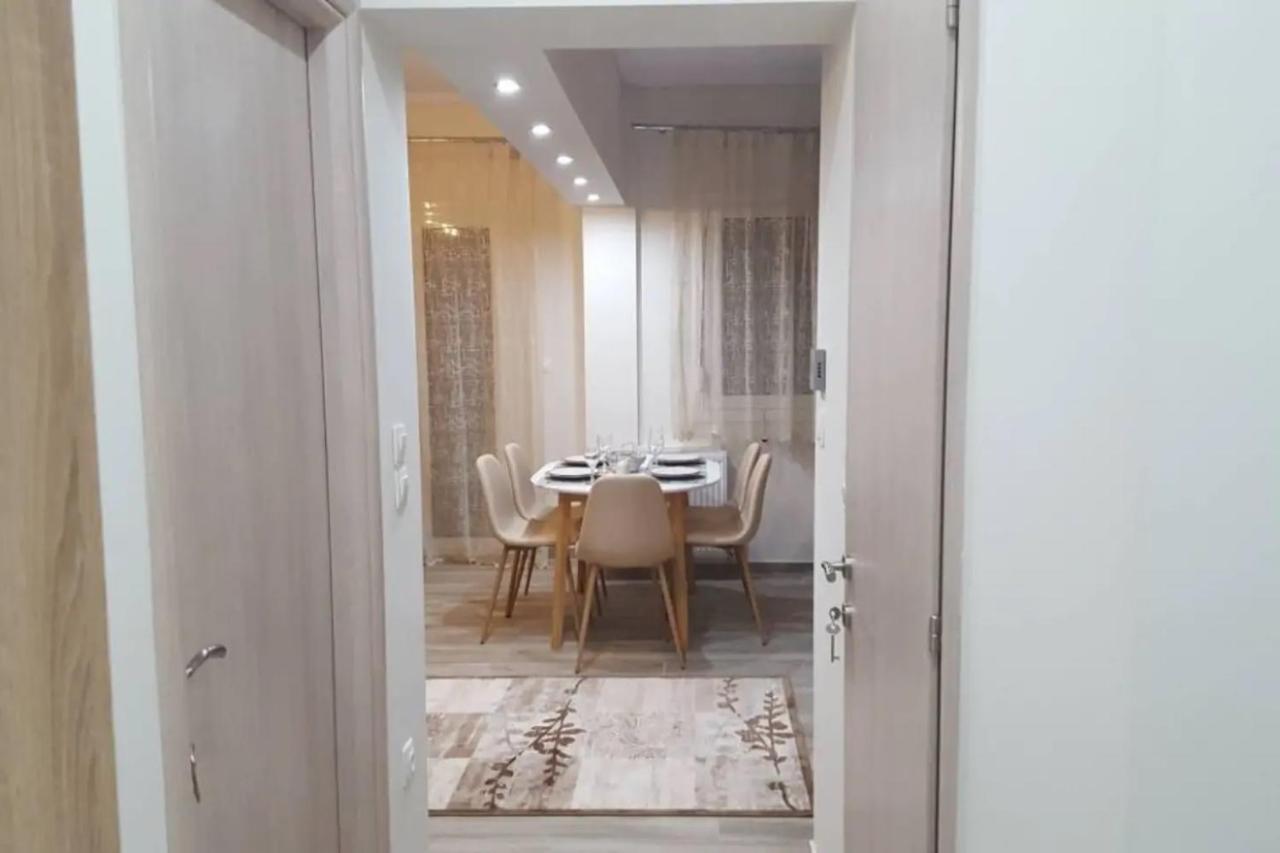 Downtown City Apartment Salonicco Esterno foto