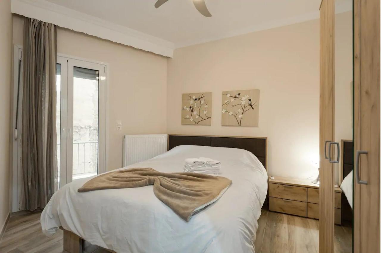 Downtown City Apartment Salonicco Esterno foto