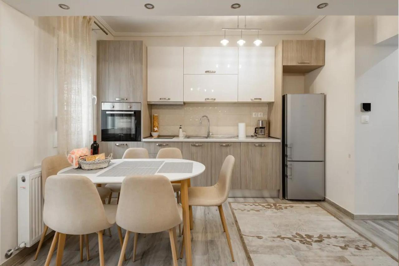 Downtown City Apartment Salonicco Esterno foto